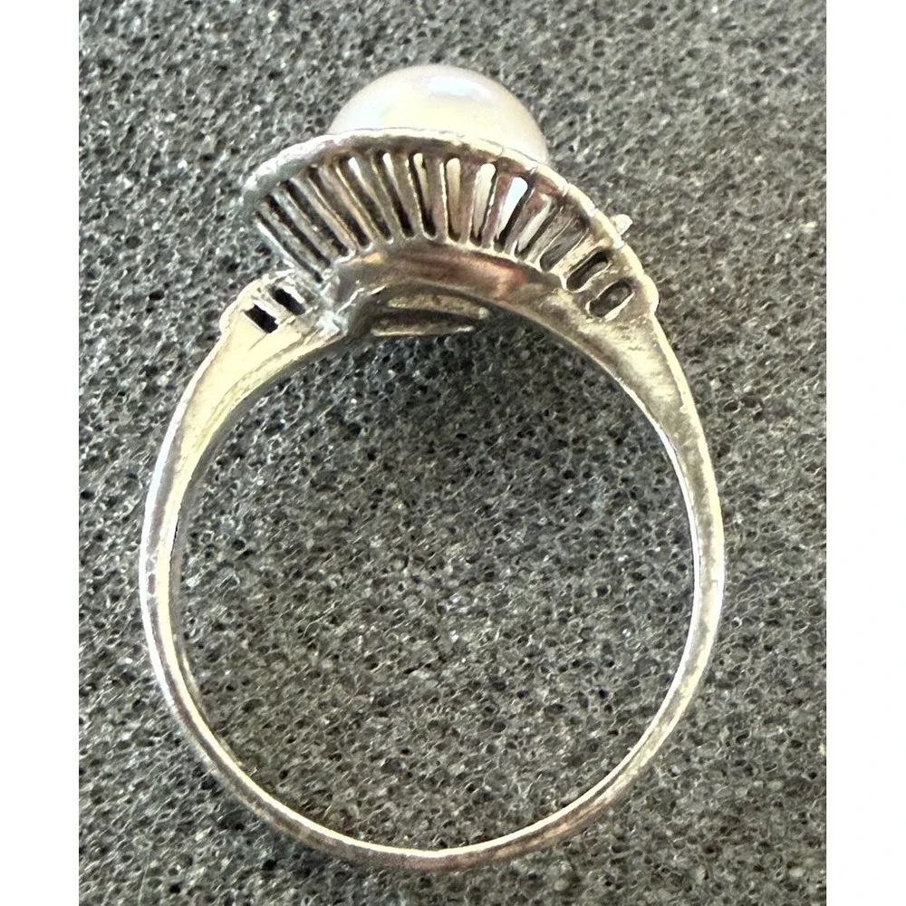 Vintage 925 Sterling Silver Clam Shell Pearl Ring Mid Century Fluted Bypass